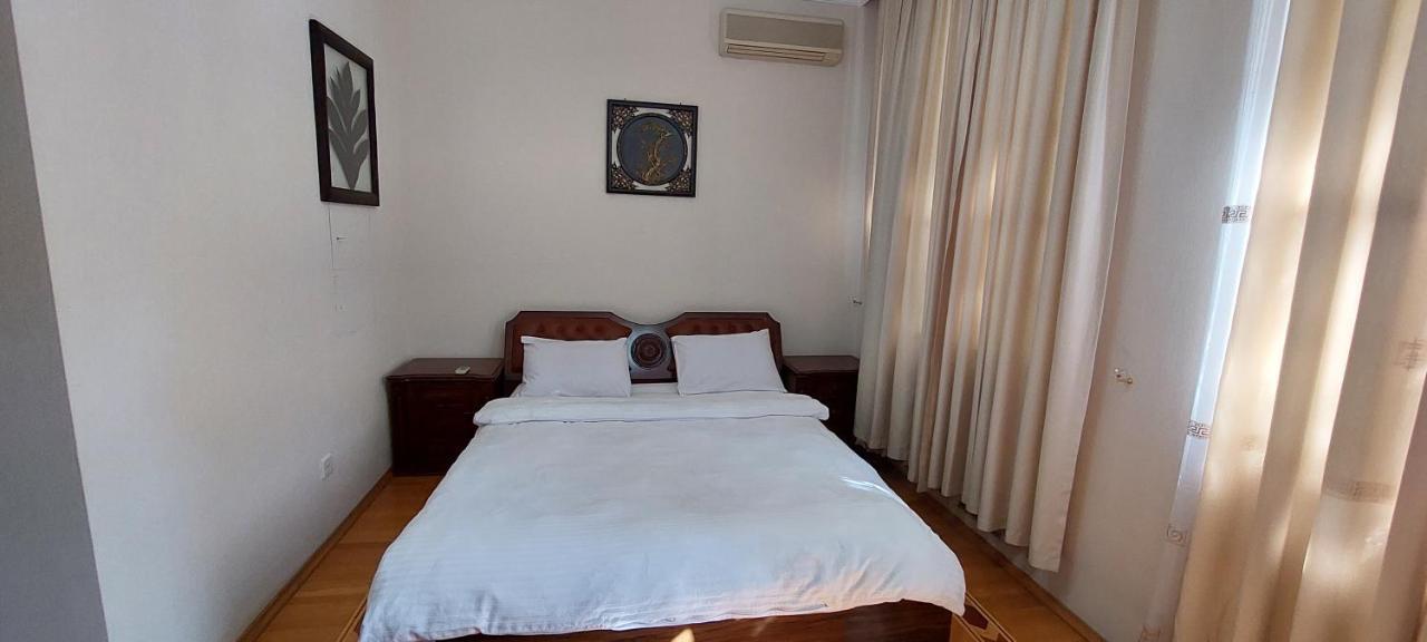 Azneft Royal Suite Apartment Sea View Баку Экстерьер фото