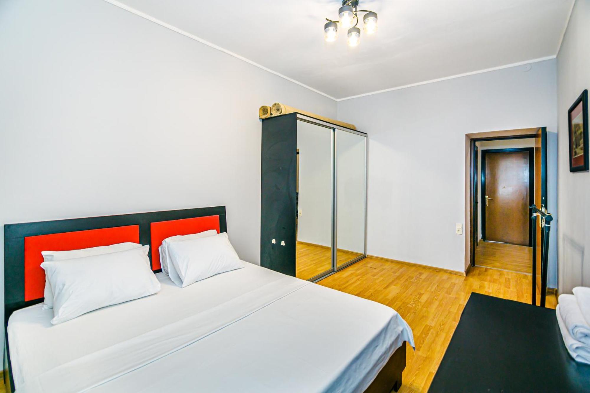 Azneft Royal Suite Apartment Sea View Баку Экстерьер фото
