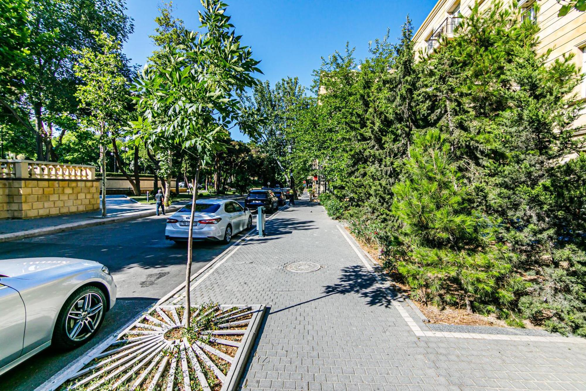 Azneft Royal Suite Apartment Sea View Баку Экстерьер фото